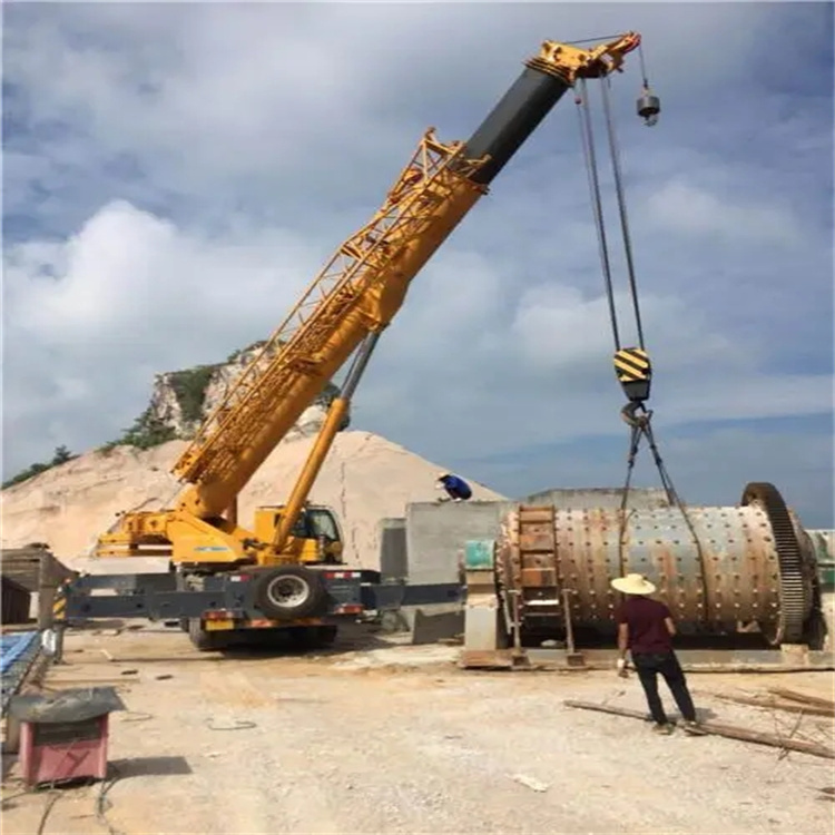 青川吊车的运输费用是否包含在租赁费用中