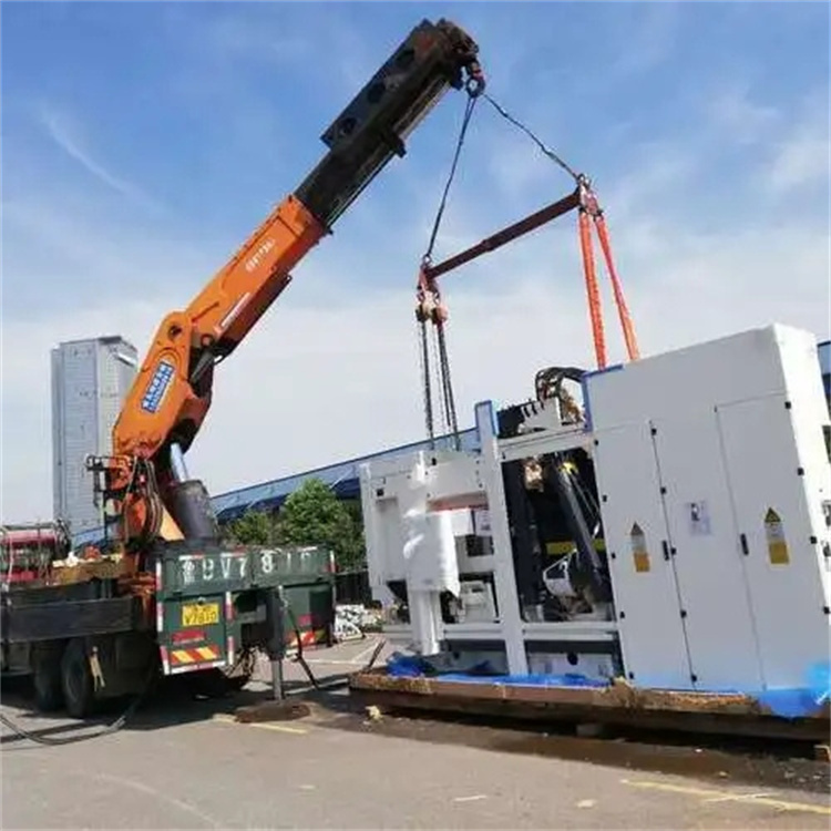 青川附近小吊车联系方式|8-16吨|本地及时服务